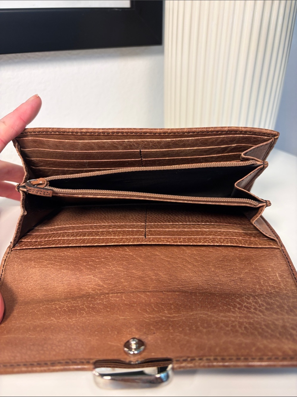 GUCCI GG Guccissima Leather Metal Bar Flap Continental Wallet - Picture 8 of 17